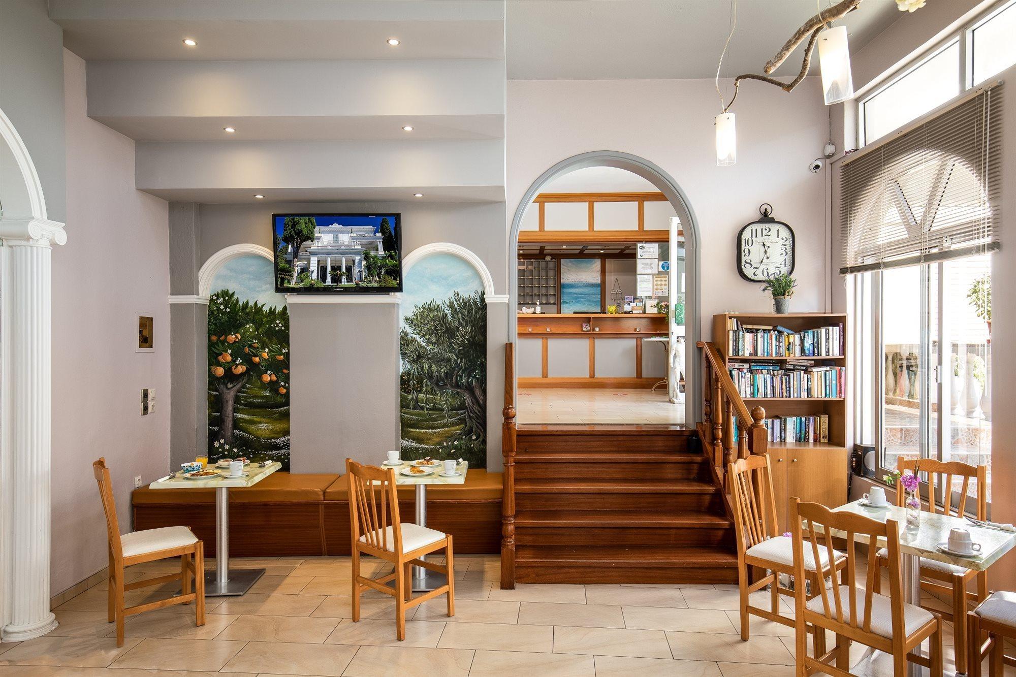 Bella Vista Beach Hotel And Studios Benitses  Zewnętrze zdjęcie