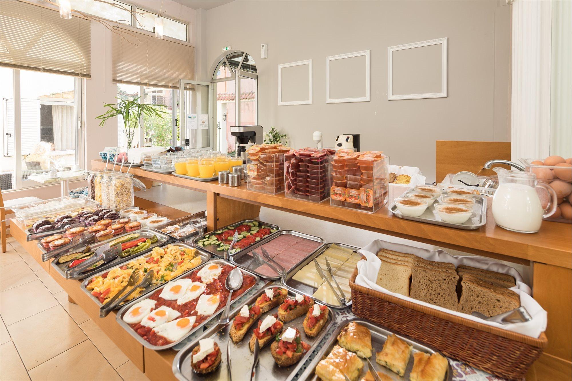 Bella Vista Beach Hotel And Studios Benitses  Zewnętrze zdjęcie