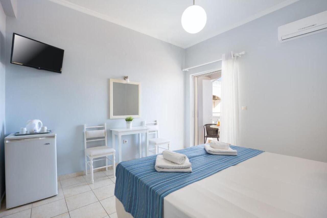Bella Vista Beach Hotel And Studios Benitses  Zewnętrze zdjęcie